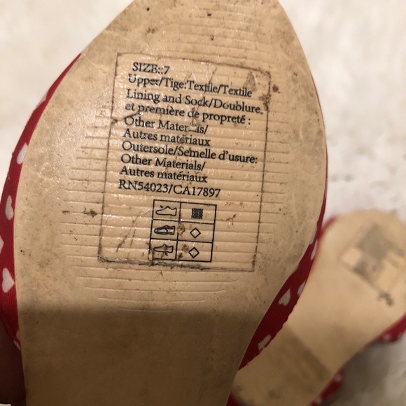 Janie & Jack Heart Flats - Picture 4 of 4